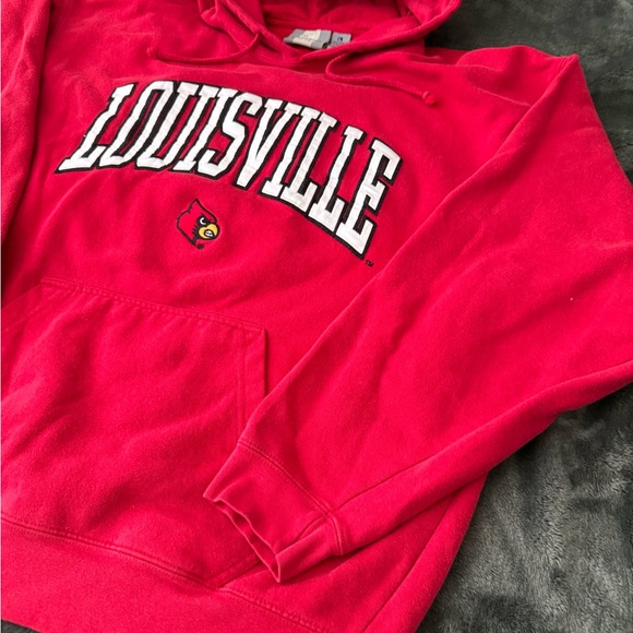 #206 Louisville Cardinals hoodie made by J America - Picture 6 of 11
